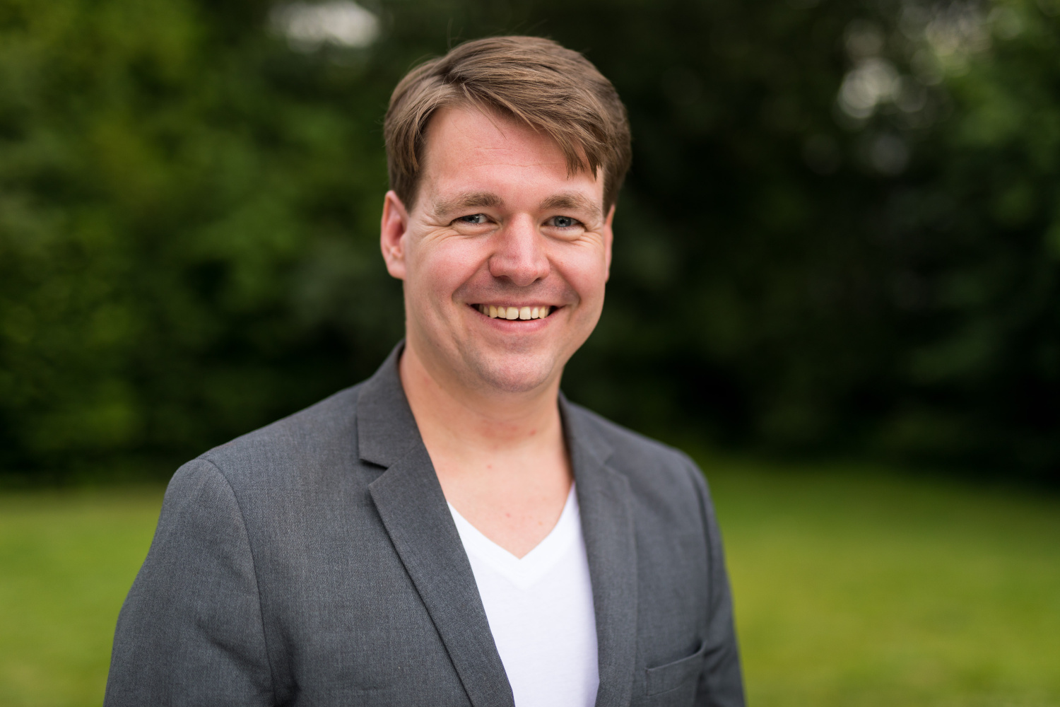 Humor in Religion und Kirche: Interview mit Pfarrer und Cartoonist Dr. Holger Pyka episode artwork